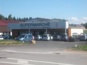 Supermarché Doucier